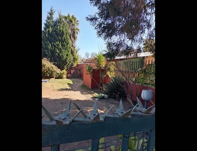 2 BEDROOM SECTIONAL TITLE FOR SALE IN DECLERCQVILLE